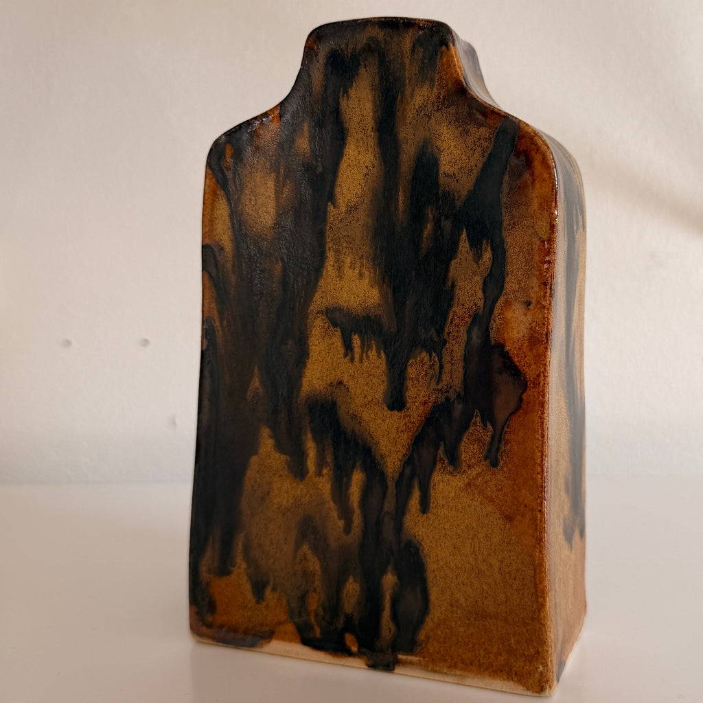 Jord, Unika vase